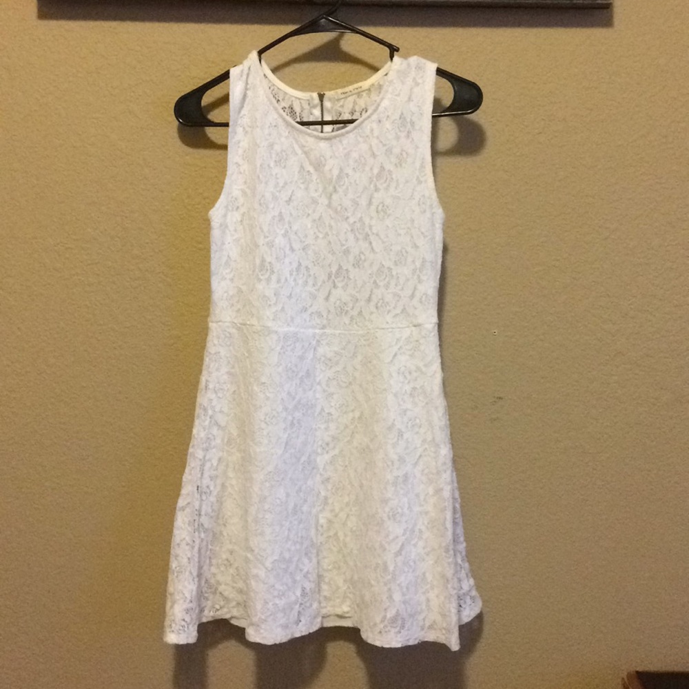 Super cute lace dress